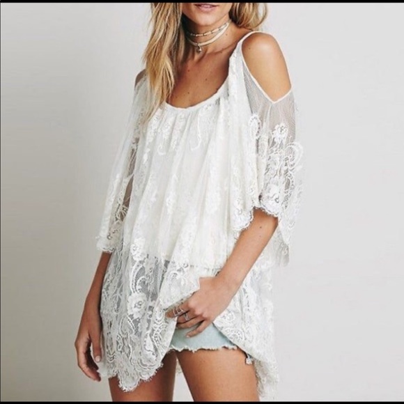 Just in!! White Lace Sheer Open Shoulder Swing Top - Picture 3 of 5